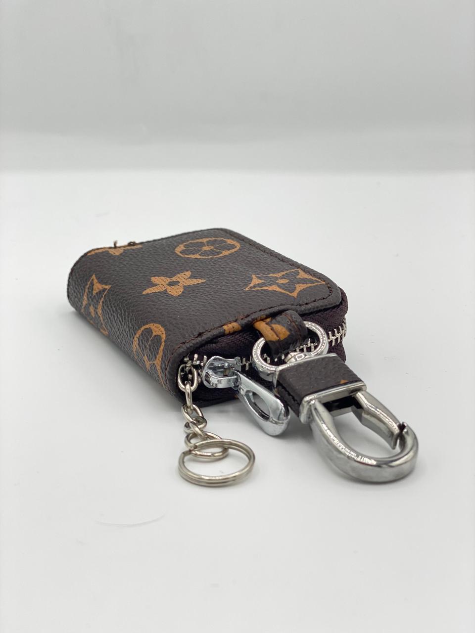 Louis Vuitton Monogram Key Case With Metal Clasp